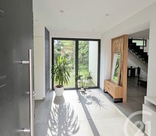  Maison � vendre 5 pi�ces 180 m�