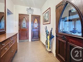  Maison � vendre 8 pi�ces 308 m�