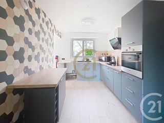  Appartement � louer 4 pi�ces 75 m�