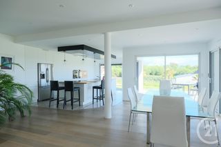  Maison � vendre 6 pi�ces 330 m�