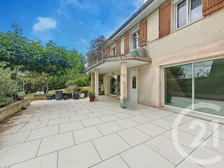  Maison � vendre 7 pi�ces 230 m�