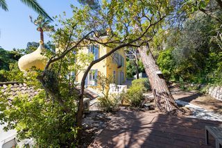  Maison � vendre 10 pi�ces 327 m�