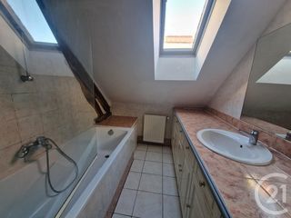  Appartement � louer 4 pi�ces 72 m�