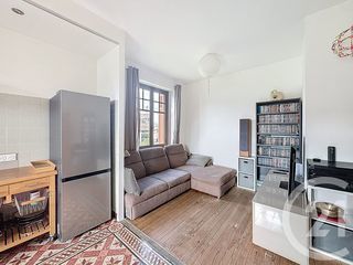  Maison � vendre 6 pi�ces 275 m�