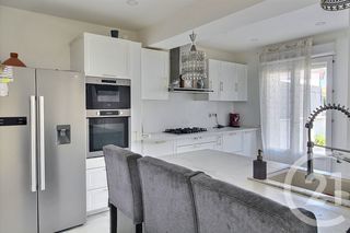  Maison � vendre 7 pi�ces 240 m�