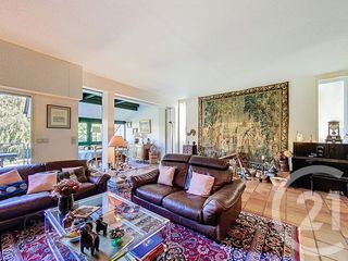  Maison � vendre 11 pi�ces 320 m�