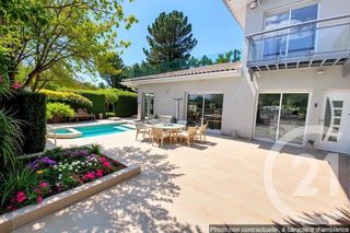  Maison � vendre 5 pi�ces 230 m�