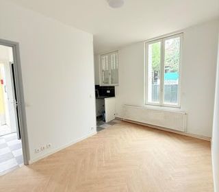  Immeuble � vendre 128 m�