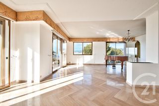  Appartement � vendre 4 pi�ces 136 m�