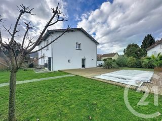  Maison � vendre 8 pi�ces 351 m�