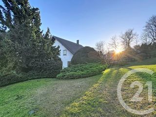  Maison � vendre 9 pi�ces 220 m�