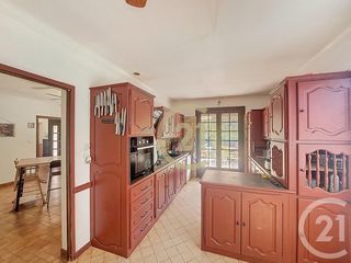  Maison � vendre 6 pi�ces 243 m�