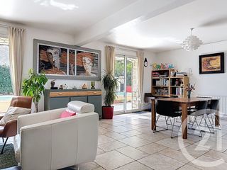  Maison � vendre 9 pi�ces 364 m�