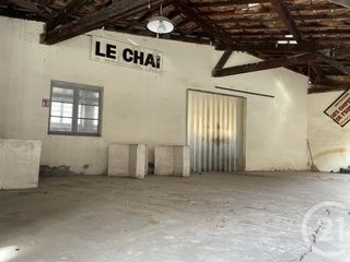  Immeuble � vendre 1587 m�