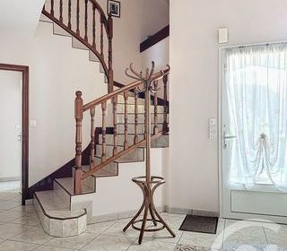  Maison � vendre 8 pi�ces 243 m�