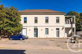  Appartement � vendre 8 pi�ces 199 m�