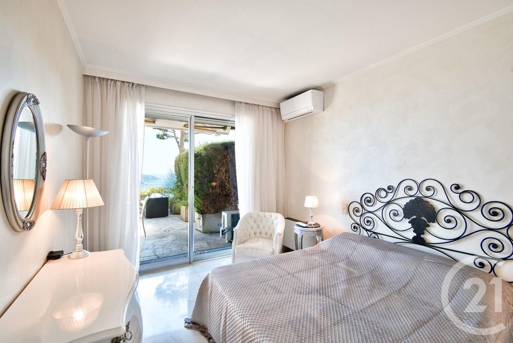 � vendre  Appartement Villefranche-sur-Mer (06230)