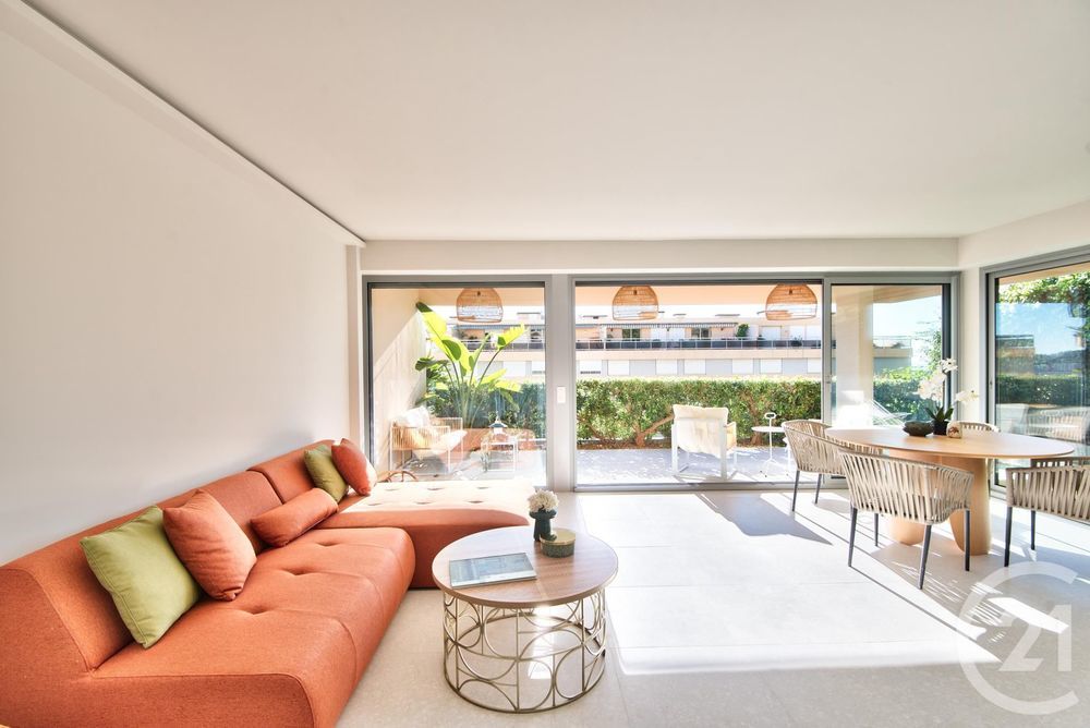 � vendre  Appartement Villefranche-sur-Mer (06230)