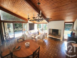  Maison � vendre 7 pi�ces 238 m�