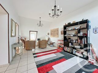  Immeuble � vendre 430 m�