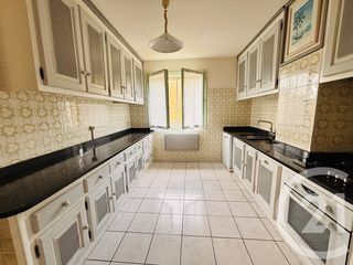  Maison � vendre 5 pi�ces 190 m�