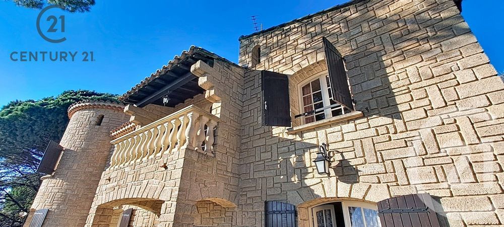 � vendre  Maison Les Angles (30133)