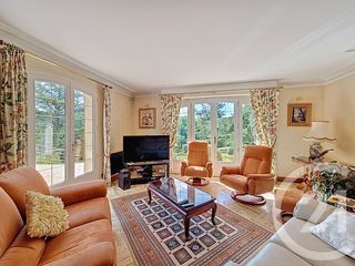  Maison � vendre 8 pi�ces 247 m�