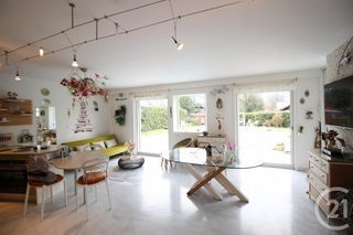  Immeuble � vendre 326 m�