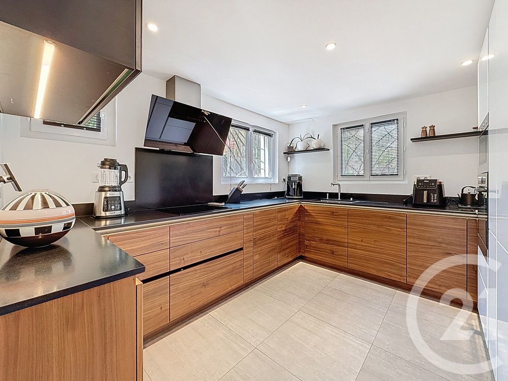 � vendre  Maison Antibes (06600)