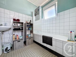  Appartement � louer 3 pi�ces 77 m�