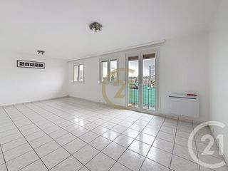  Appartement � louer 4 pi�ces 78 m�