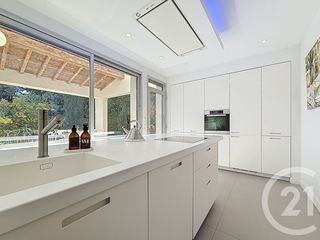  Maison � vendre 9 pi�ces 215 m�