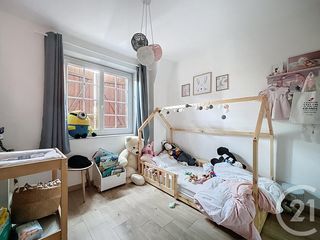  Maison � vendre 8 pi�ces 226 m�