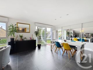  Appartement � vendre 4 pi�ces 87 m�