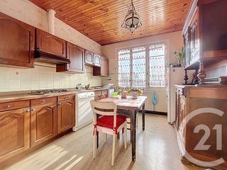  Maison � vendre 6 pi�ces 220 m�