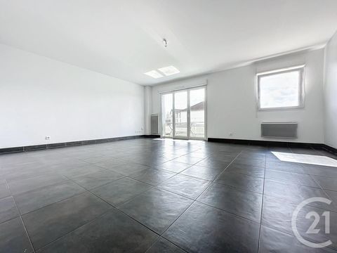   Location Appartement Appartement - 4 pi�ce(s) - 82 m�