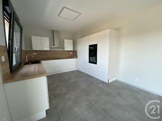  Appartement � louer 5 pi�ces 120 m�