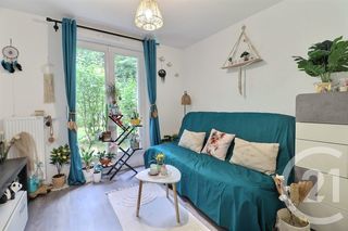  Appartement � vendre 4 pi�ces 199 m�