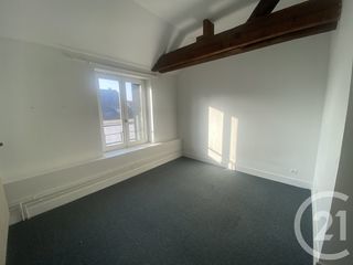  Appartement � louer 4 pi�ces 76 m�