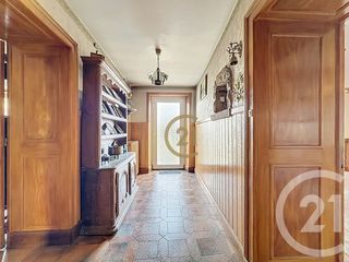  Maison � vendre 8 pi�ces 270 m�