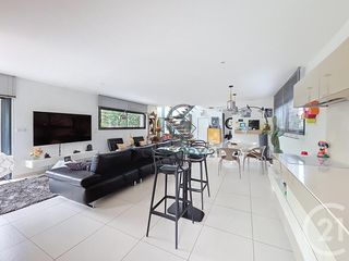  Maison � vendre 4 pi�ces 208 m�