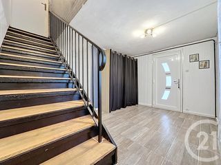  Maison � louer 7 pi�ces 197 m� Bavans