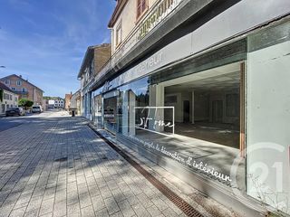  Appartement � louer 3 pi�ces 127 m�