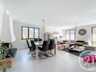  Maison � vendre 6 pi�ces 205 m�