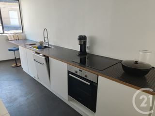  Maison � vendre 4 pi�ces 230 m�