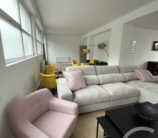  Appartement � louer 5 pi�ces 188 m�