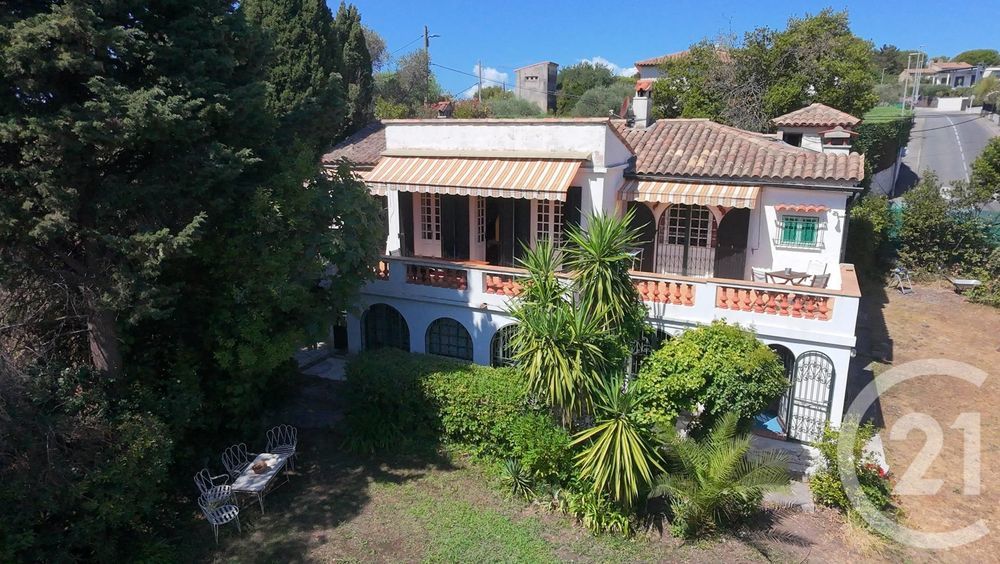 � vendre  Maison Antibes (06600)