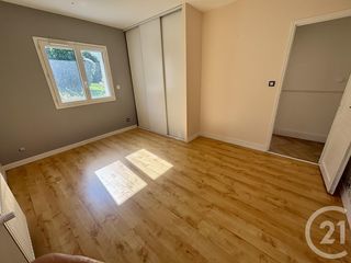  Maison � vendre 9 pi�ces 235 m�