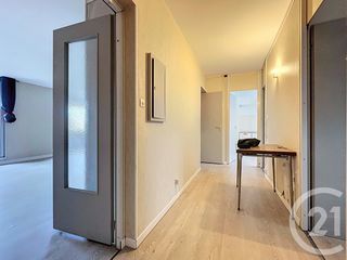  Appartement � vendre 4 pi�ces 74 m�