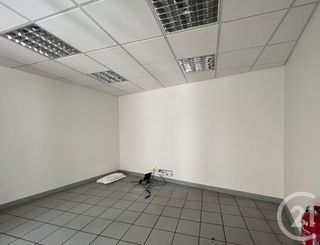  Appartement � louer 5 pi�ces 95 m�